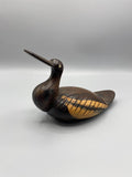 Sculpture oiseau aquatique bois, vue de profil gauche