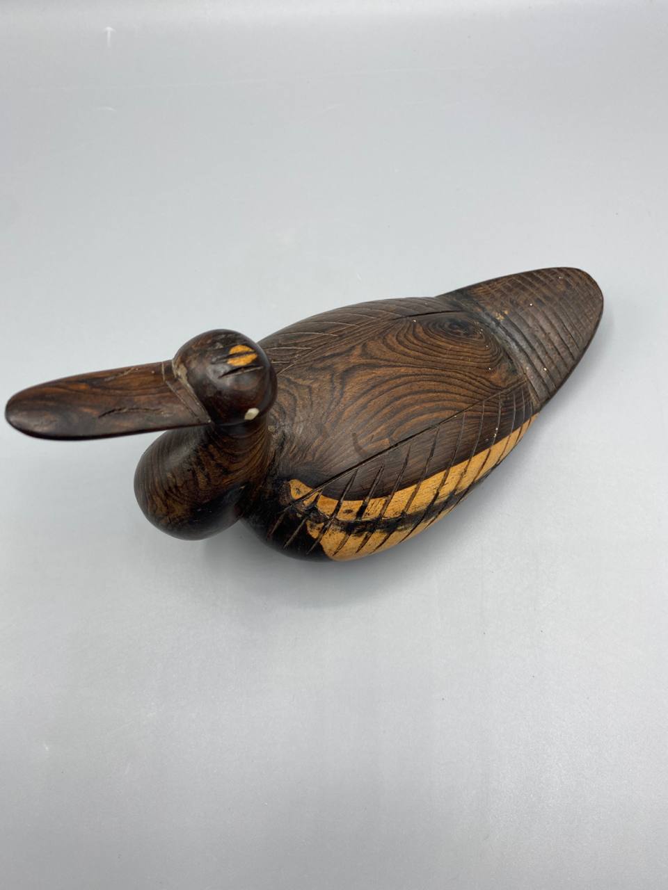 Sculpture oiseau bois, vue de dessus