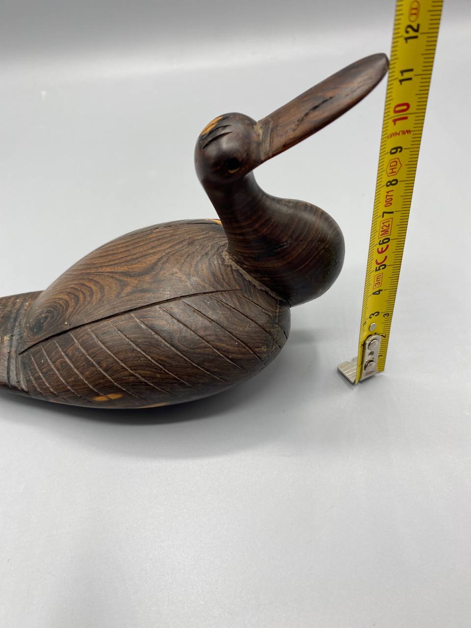Sculpture oiseau avec mètre ruban, hauteur environ 11 cm