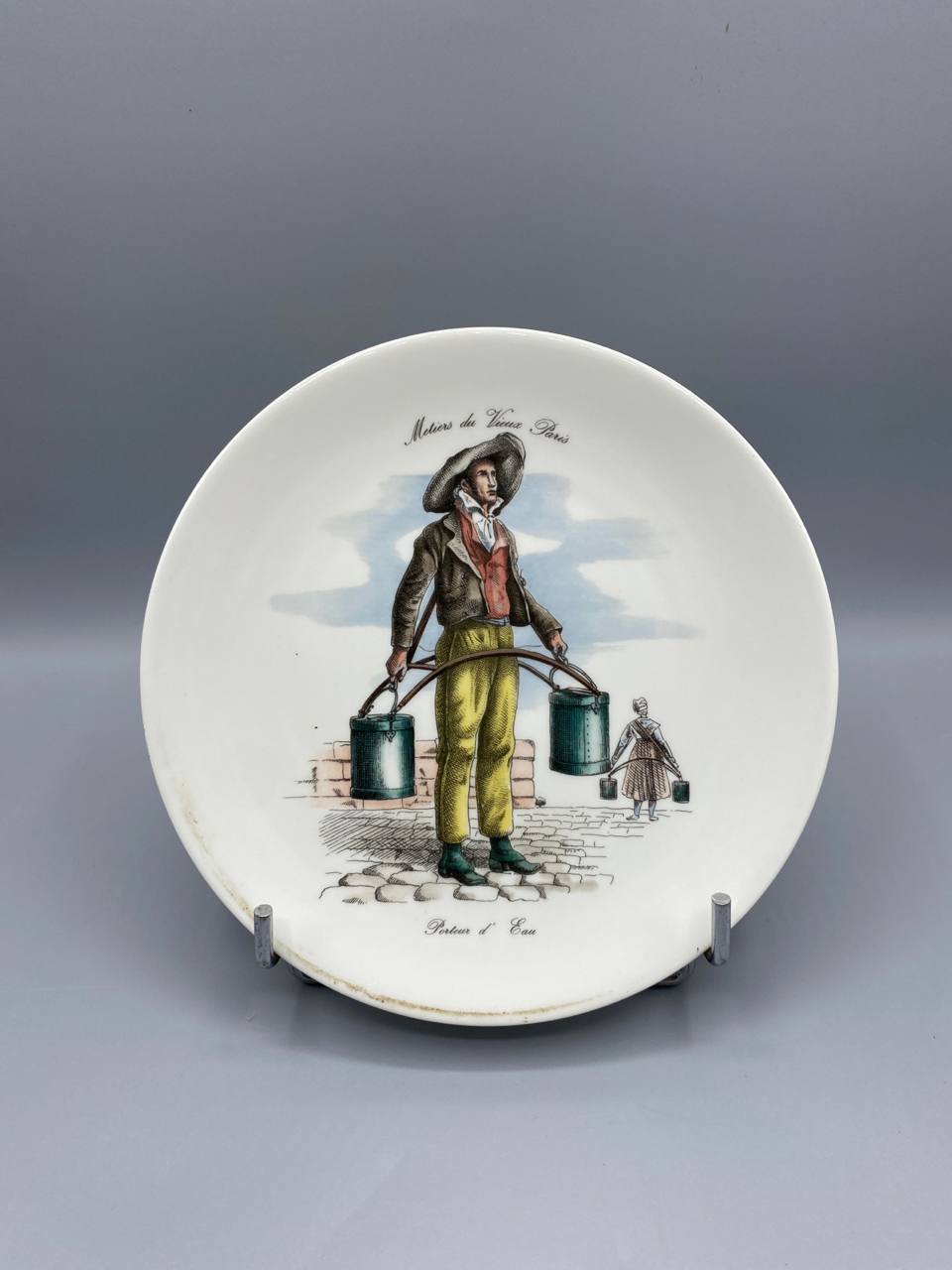 Assiette porcelaine Chauvigny Métiers du Vieux Paris Porteur d'Eau – vue de face