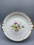 Plat à oreilles porcelaine C.C. Vierzon bouquet floral polychrome filet or