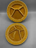 2 assiettes à fondue faïence jaune moutarde 4 compartiments décor feuilles en relief