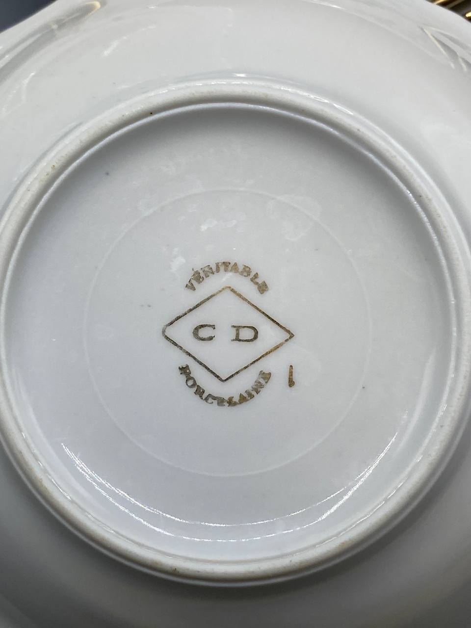 Marque au dos losange CD Véritable Porcelaines France