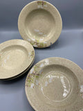 6 assiettes creuses grès Tułowice, vue ensemble décor marguerites