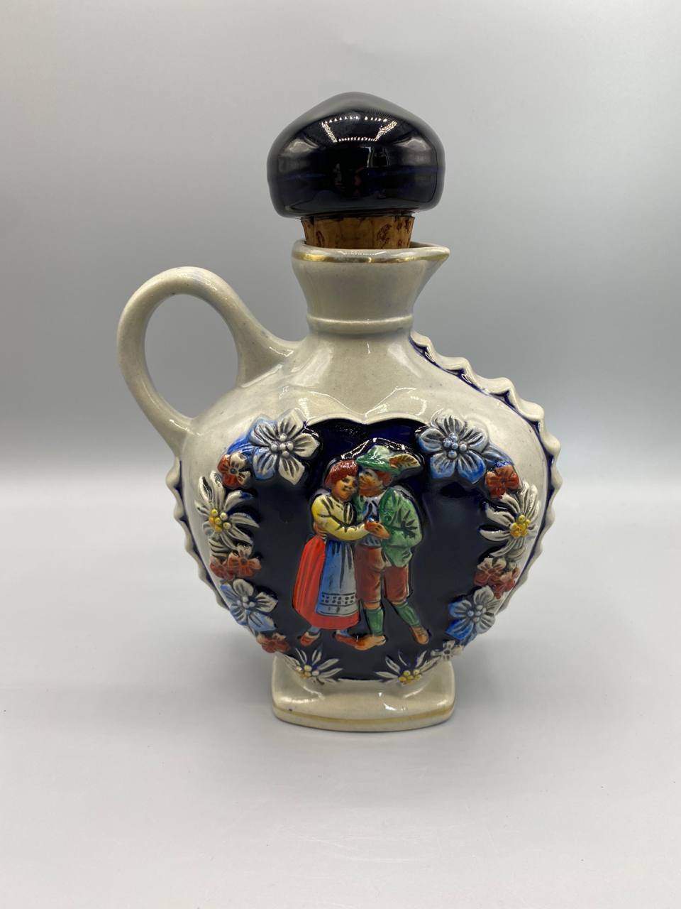 Carafe céramique Friedrichshafen – vue de dos avec anse