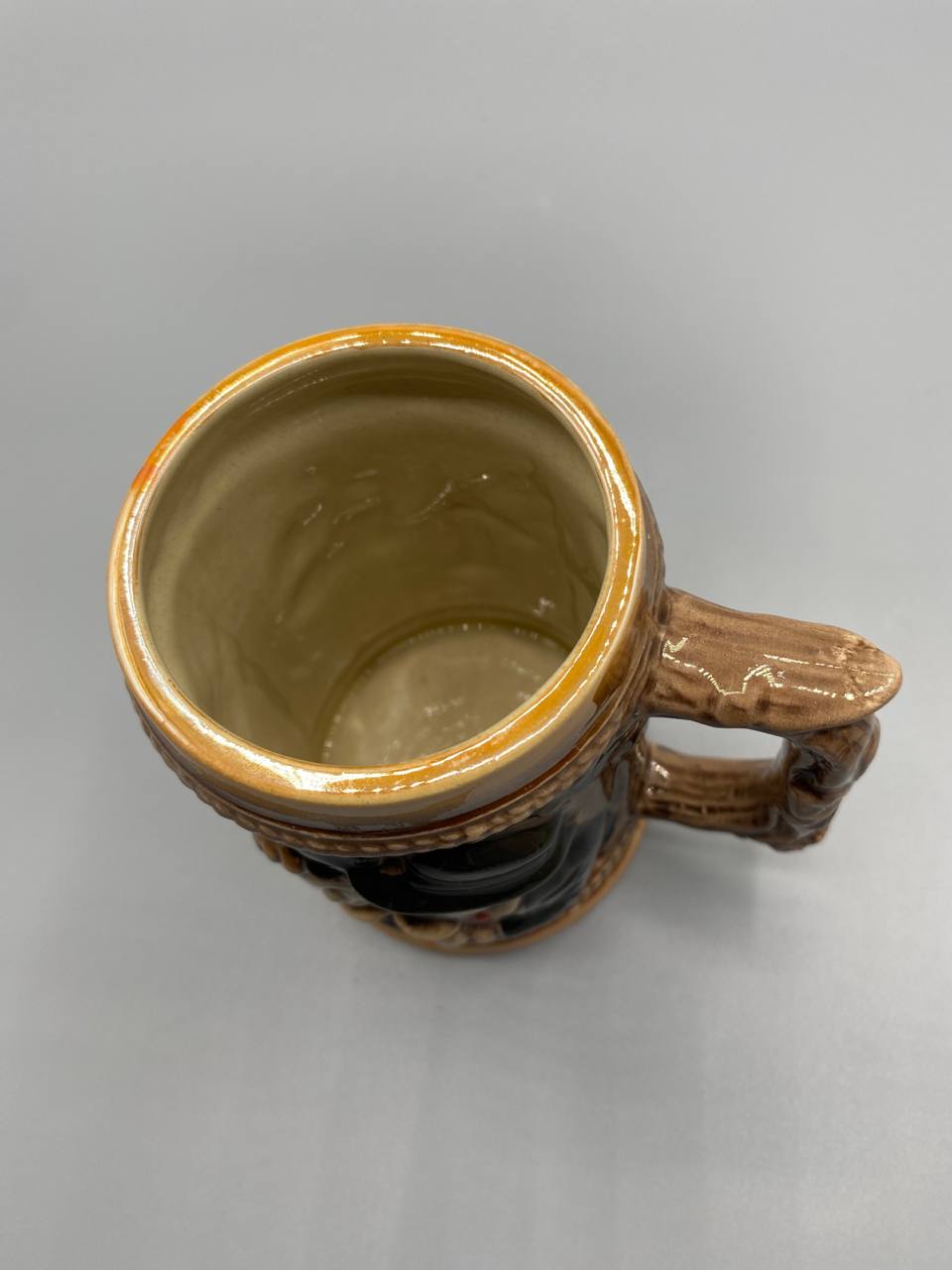 Chope alsacienne grès émaillé – vue du dessus, intérieur émaillé miel