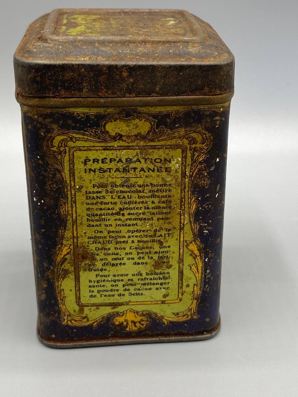 Boîte Cacao Casino – face préparation instantanée, texte lisible eau bouillante ou lait chaud
