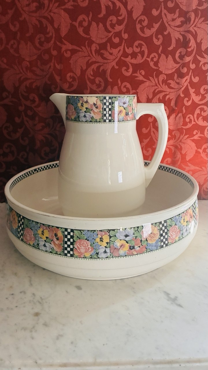 Fond de la cuvette Longwy Betty, marque U et Cie, craquelures d'époque