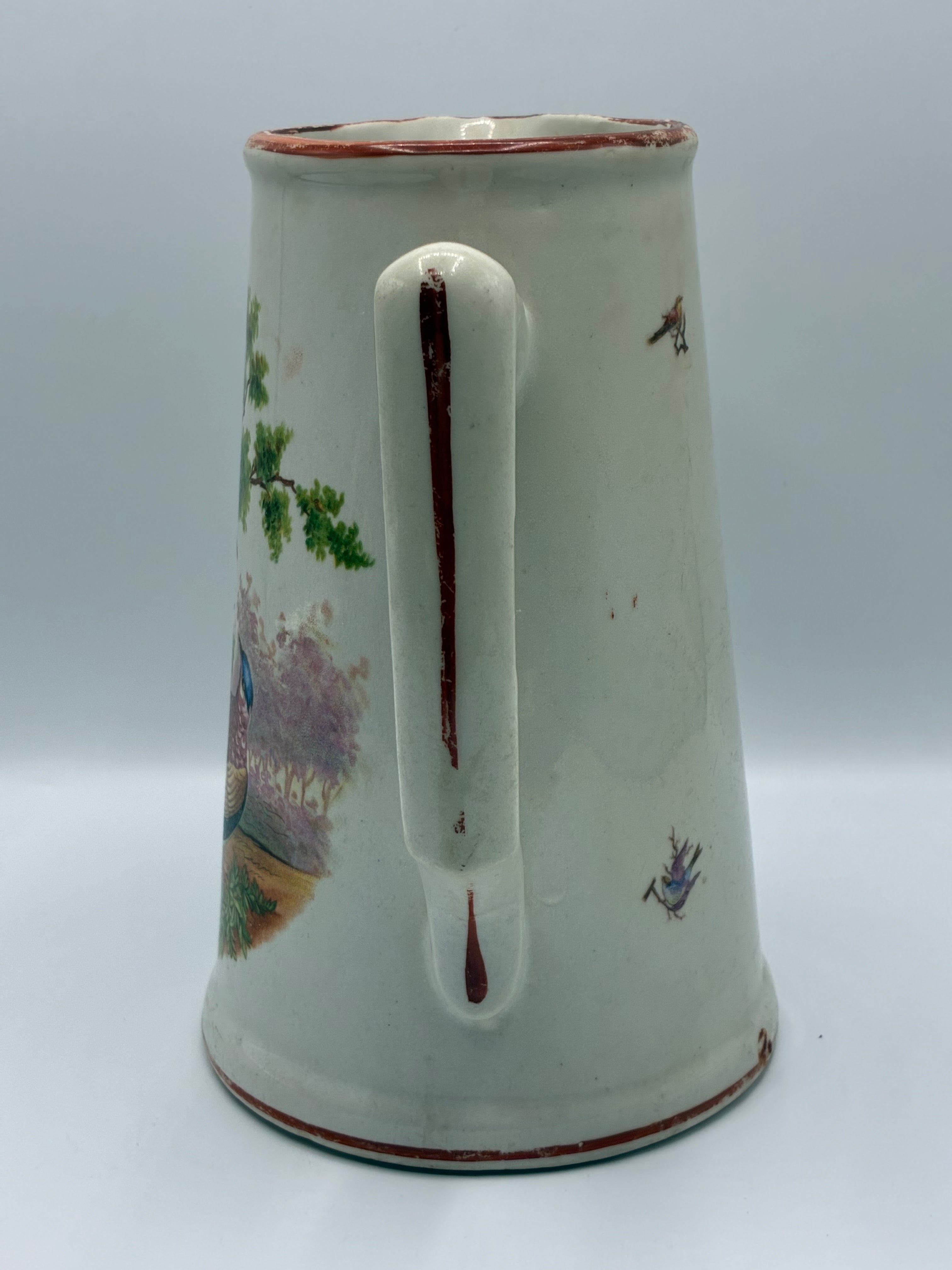 Pichet décoratif en faïence émaillée – Décor oiseaux naturaliste polychrome