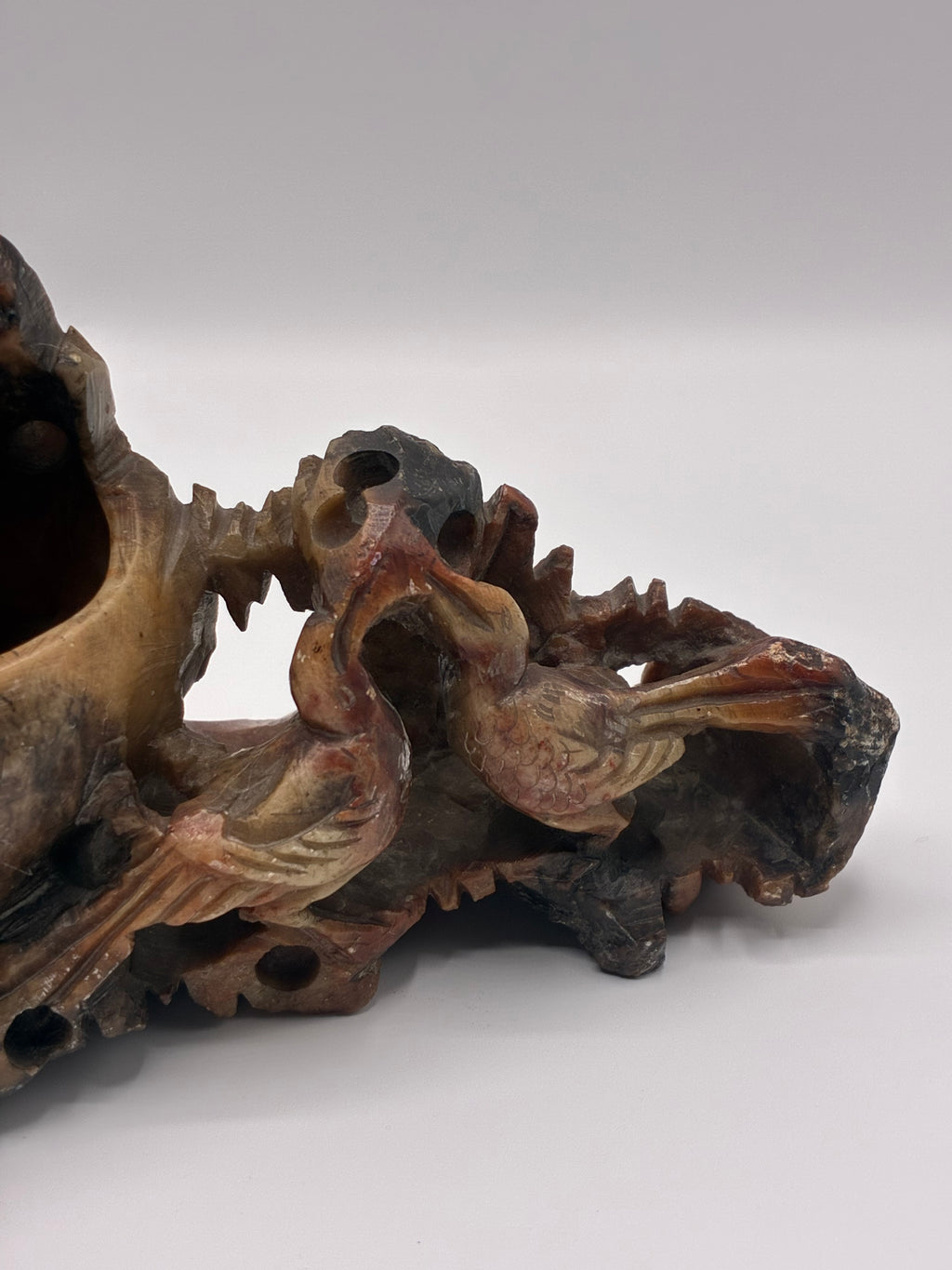 Porte-encens en stéatite sculpté – Paysage animé singes et oiseaux – Bassin central – Art chinois – 25 cm