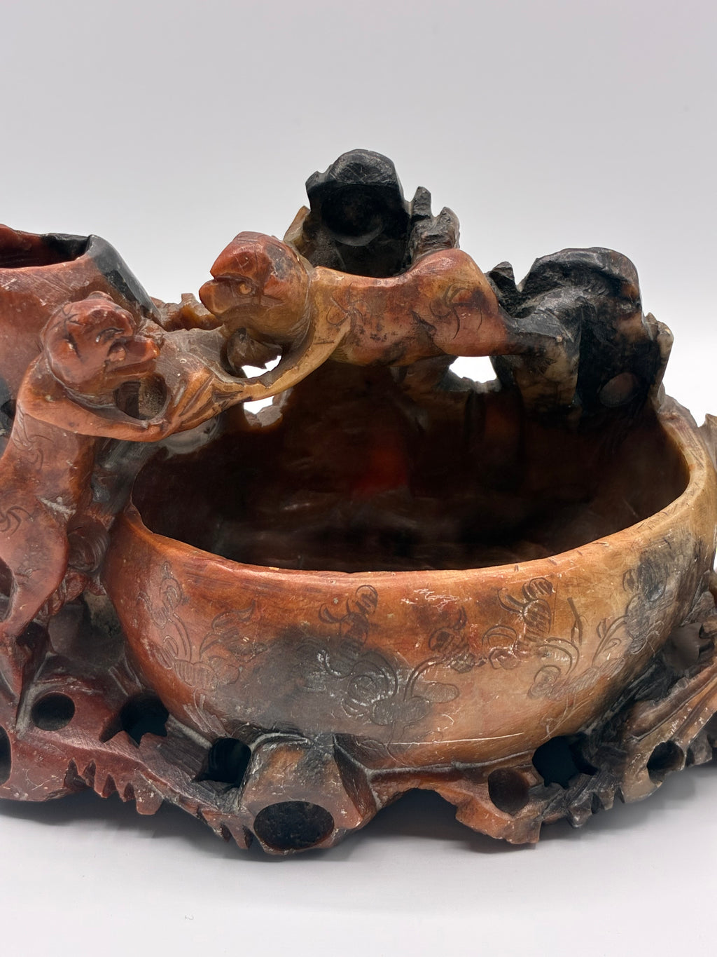 Porte-encens en stéatite sculpté – Paysage animé singes et oiseaux – Bassin central – Art chinois – 25 cm