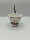 Petit seau ancien en faïence – Décor floral peint à la main, milieu XXe siècle