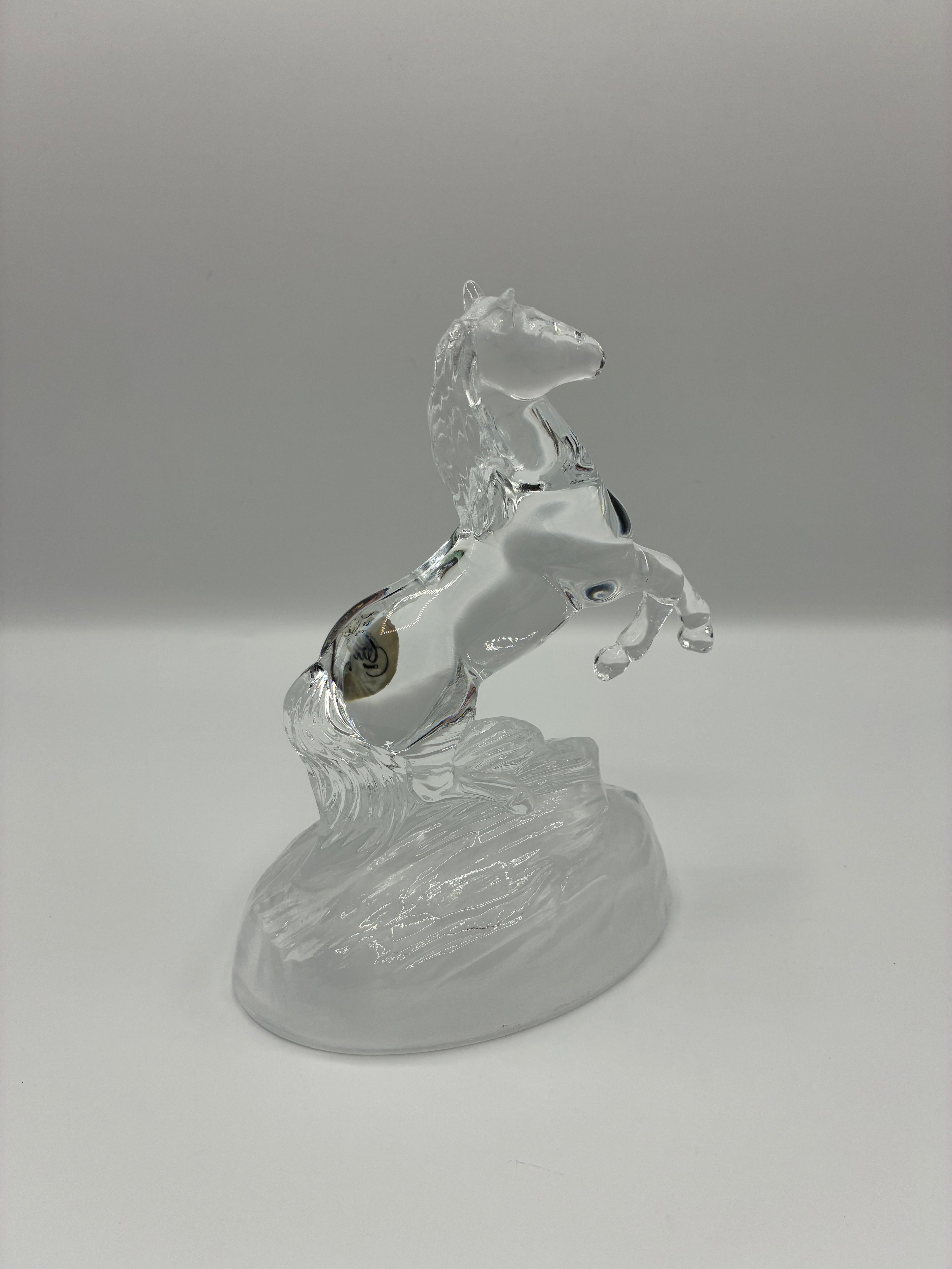 Figurine cheval cabré en cristal – Cristal d'Arques, années 1970–80