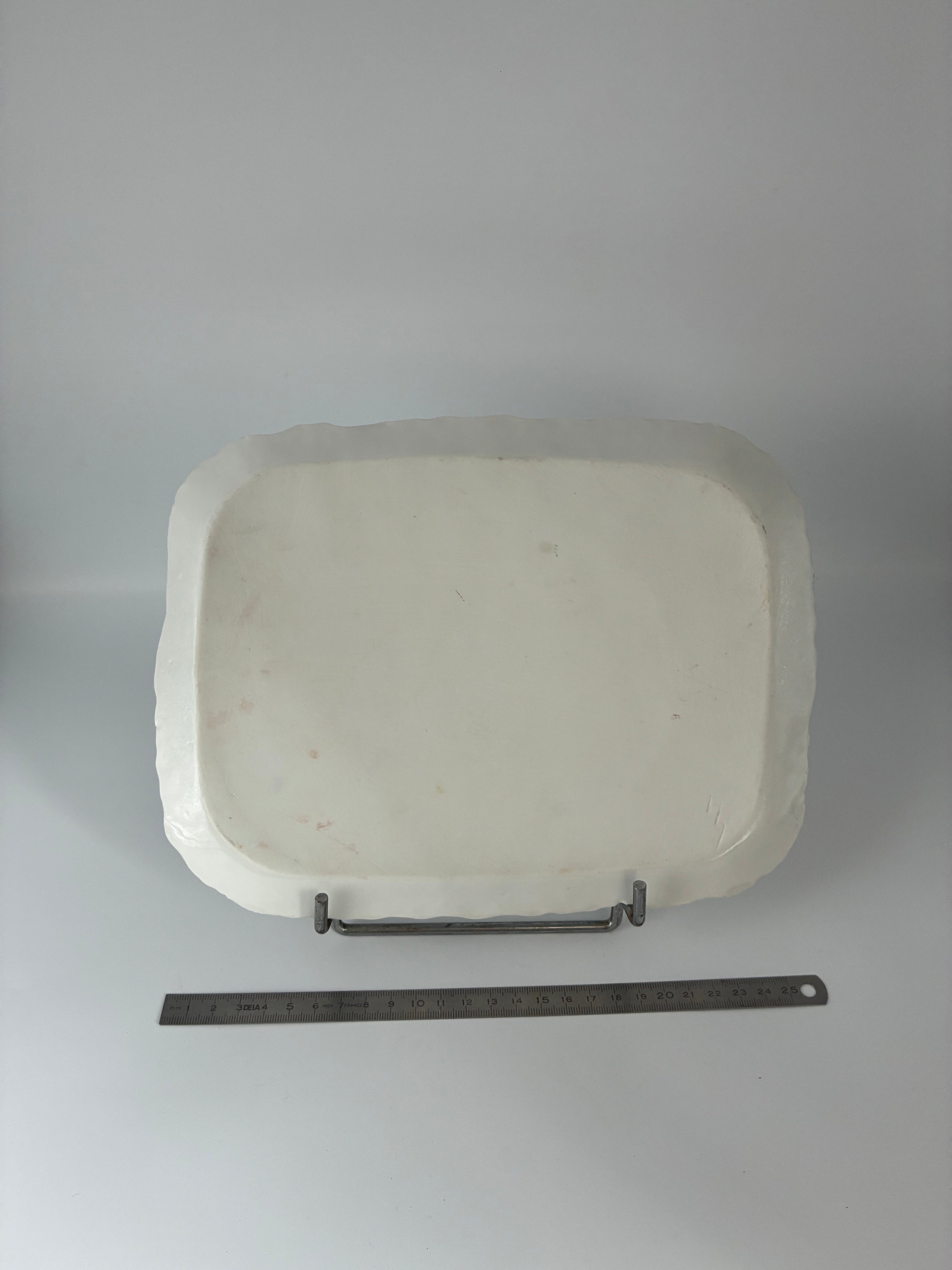 Plateau ancien en porcelaine – Décor fleurs bleues fin XIXe