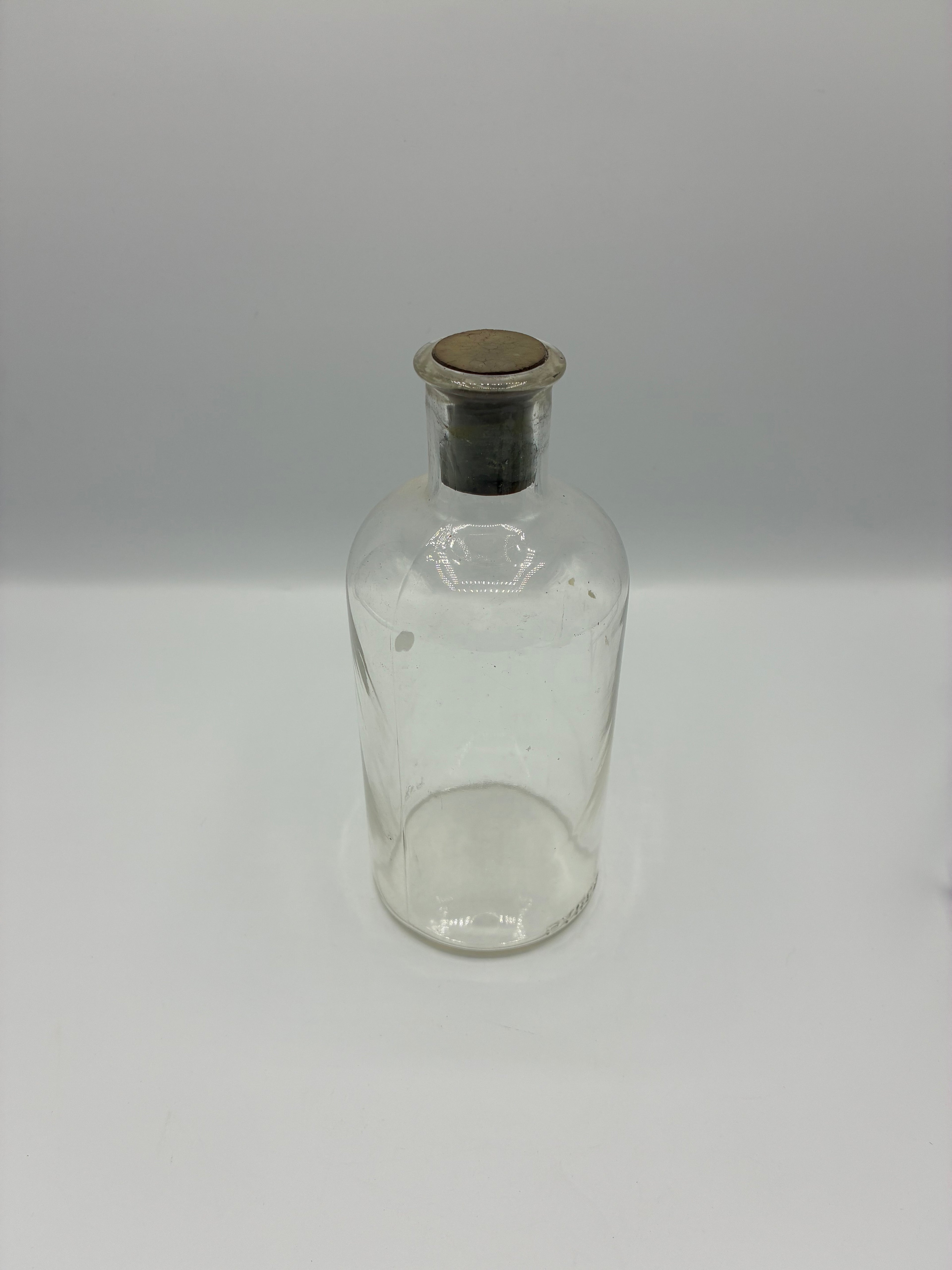 Ancien flacon de pharmacie en verre avec bouchon étanche – vers 1930/1950