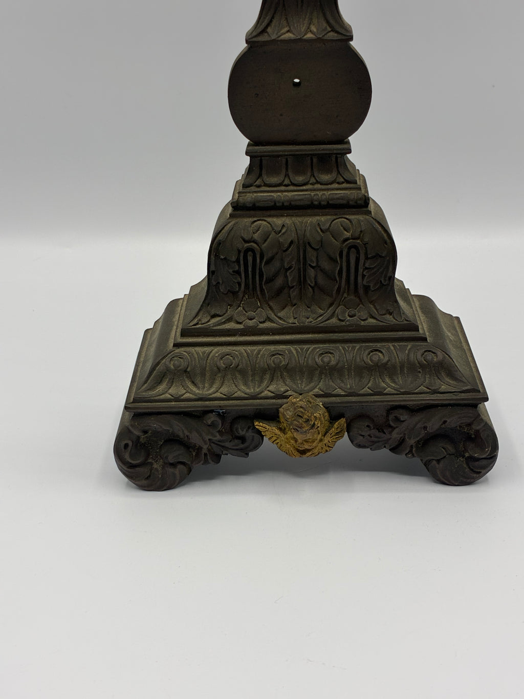 Crucifix d’autel en bronze – Christ doré – XIXᵉ siècle – style néo-gothique