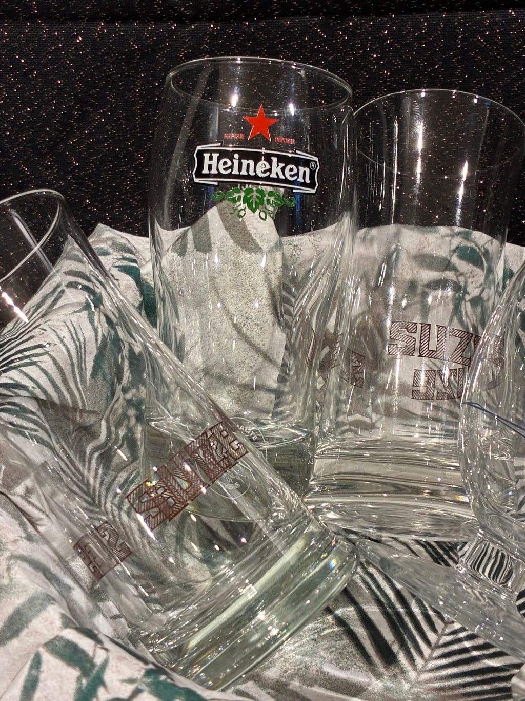 Esprit apéritif bistrot – verres Ricard Suze Heineken