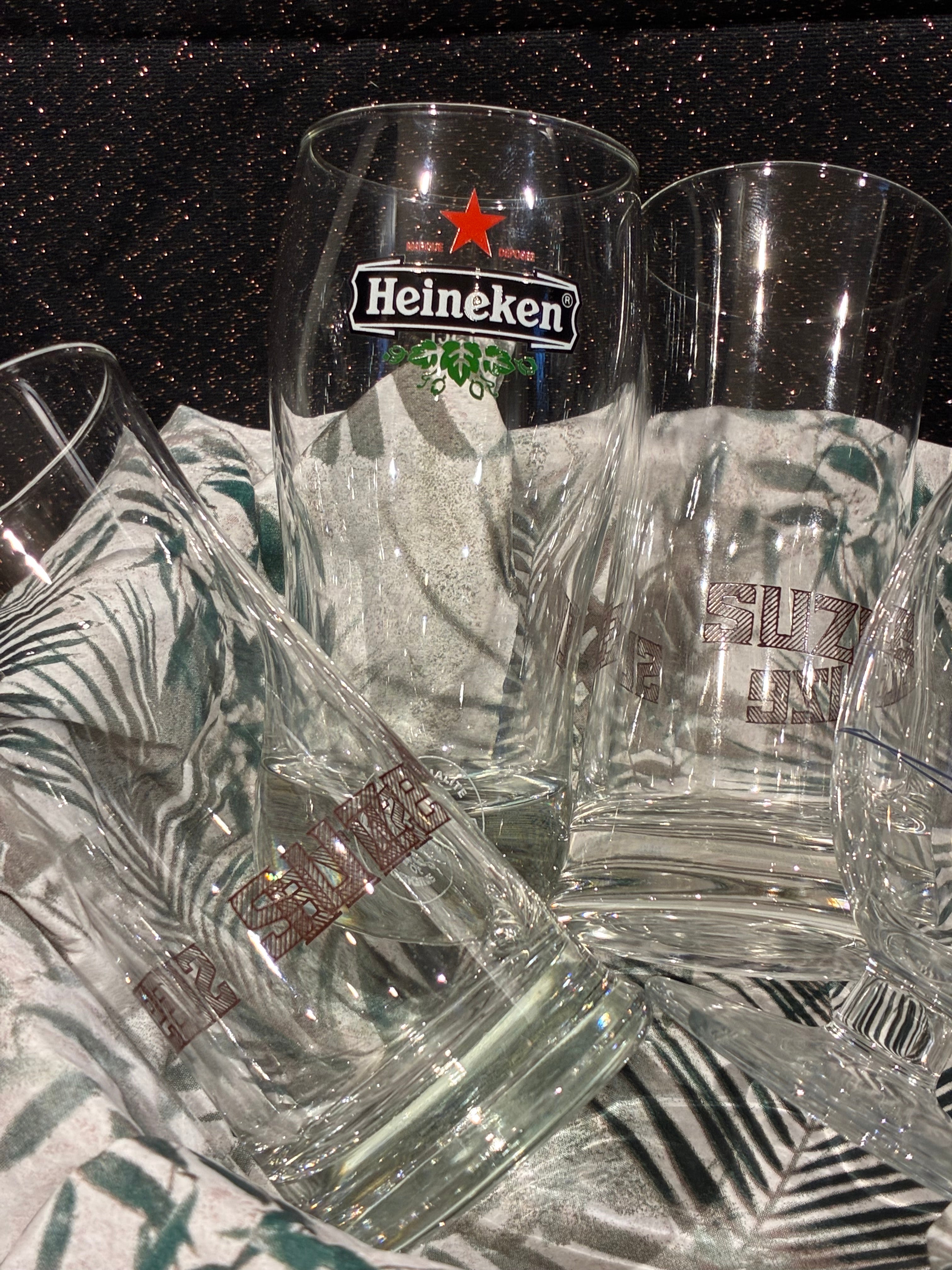 Esprit apéritif bistrot – verres Ricard Suze Heineken