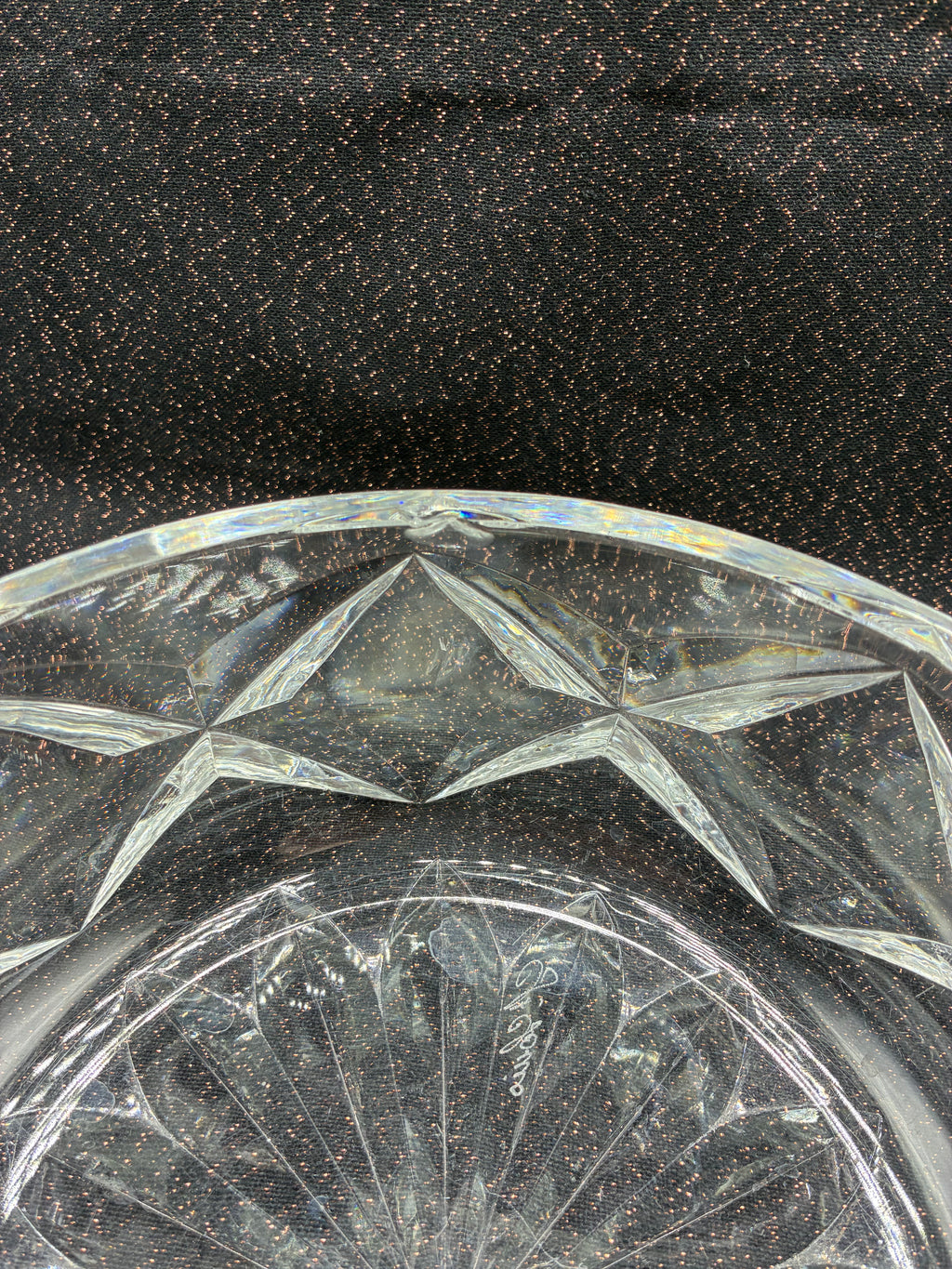 Grande coupe en cristal Saint Louis signée décor étoilé centre de table