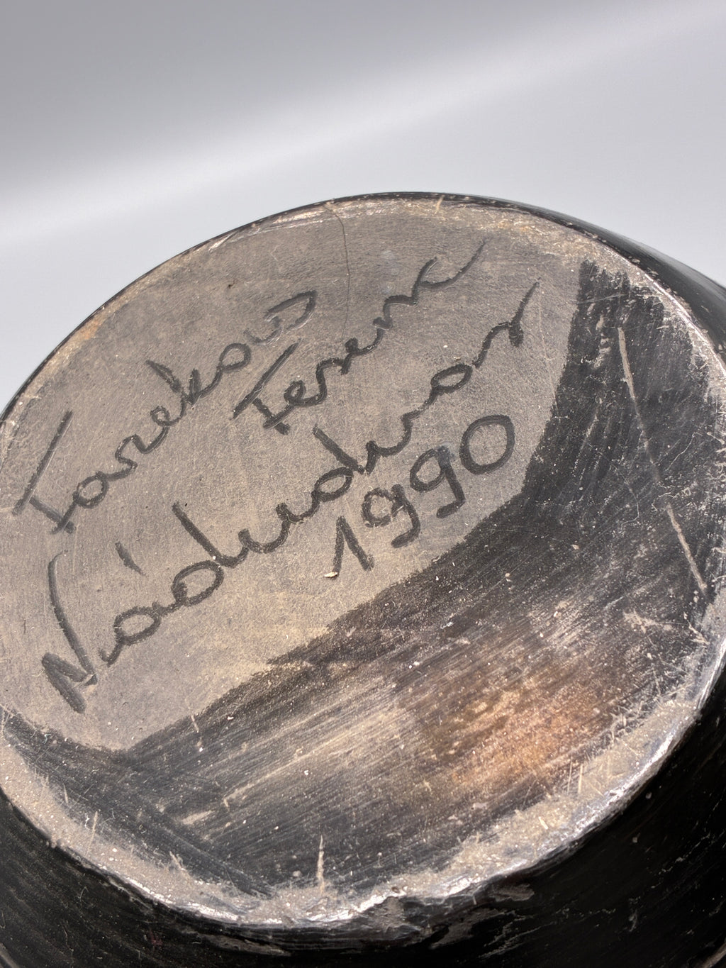 Signature Fazekas Ferenc, Nádudvar et date 1990 sous la base