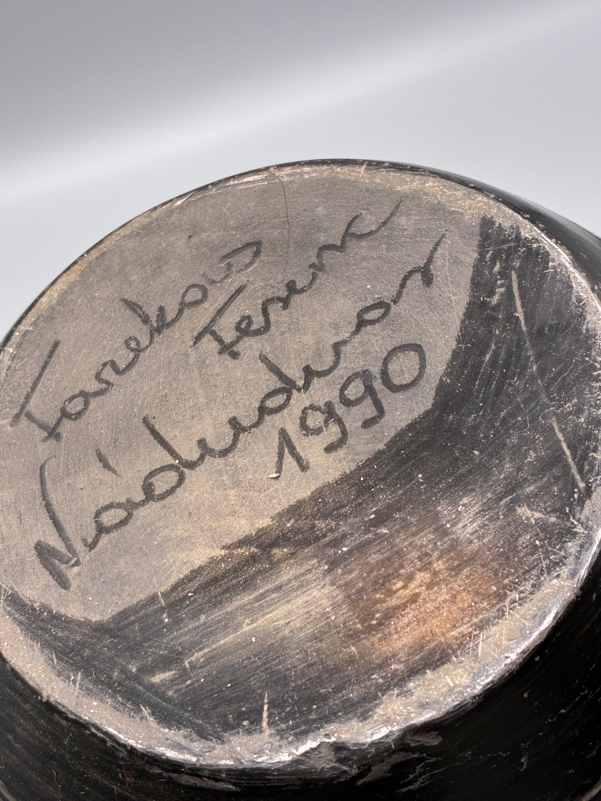 Signature Fazekas Ferenc, Nádudvar et date 1990 sous la base