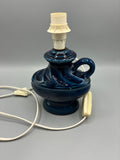 Dessous du pied de la lampe en céramique