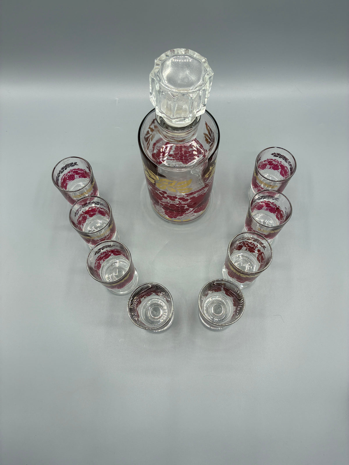 Mesure de la carafe à liqueur avec son bouchon
