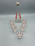 Carafe élancée avec bouchon et décor géométrique rouge et blanc