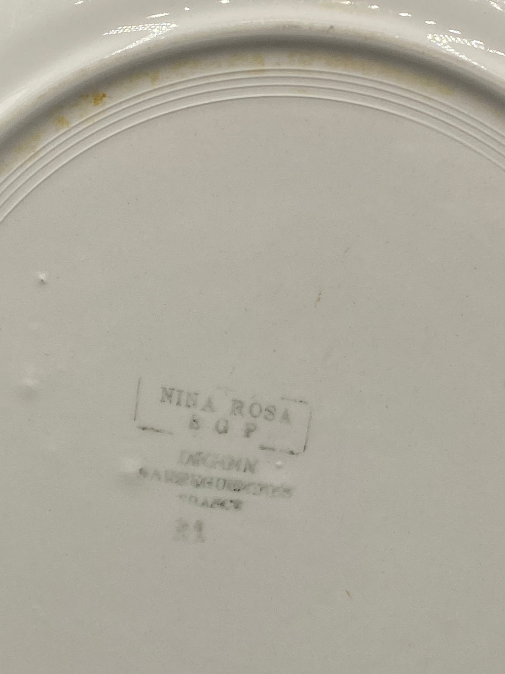 Assiette Moulin des Loups Mia Rosa, détail marque au revers MIA ROSA 607