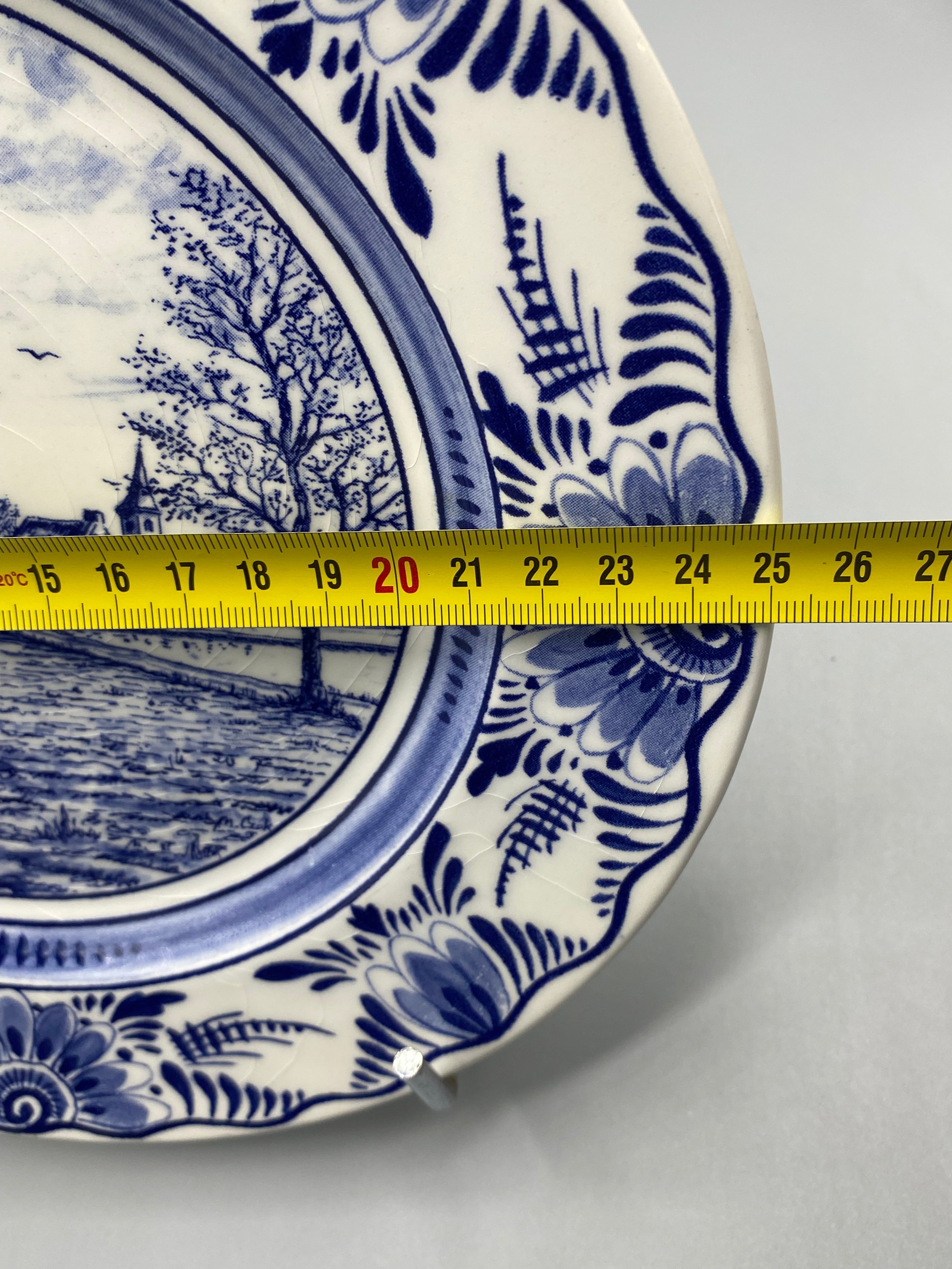 Diamètre 26 cm, assiette Delft bleu semeur