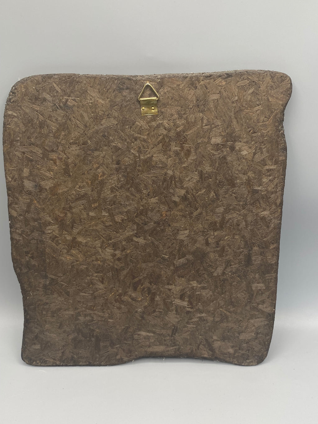 Revers de la plaque murale vintage avec attache métallique