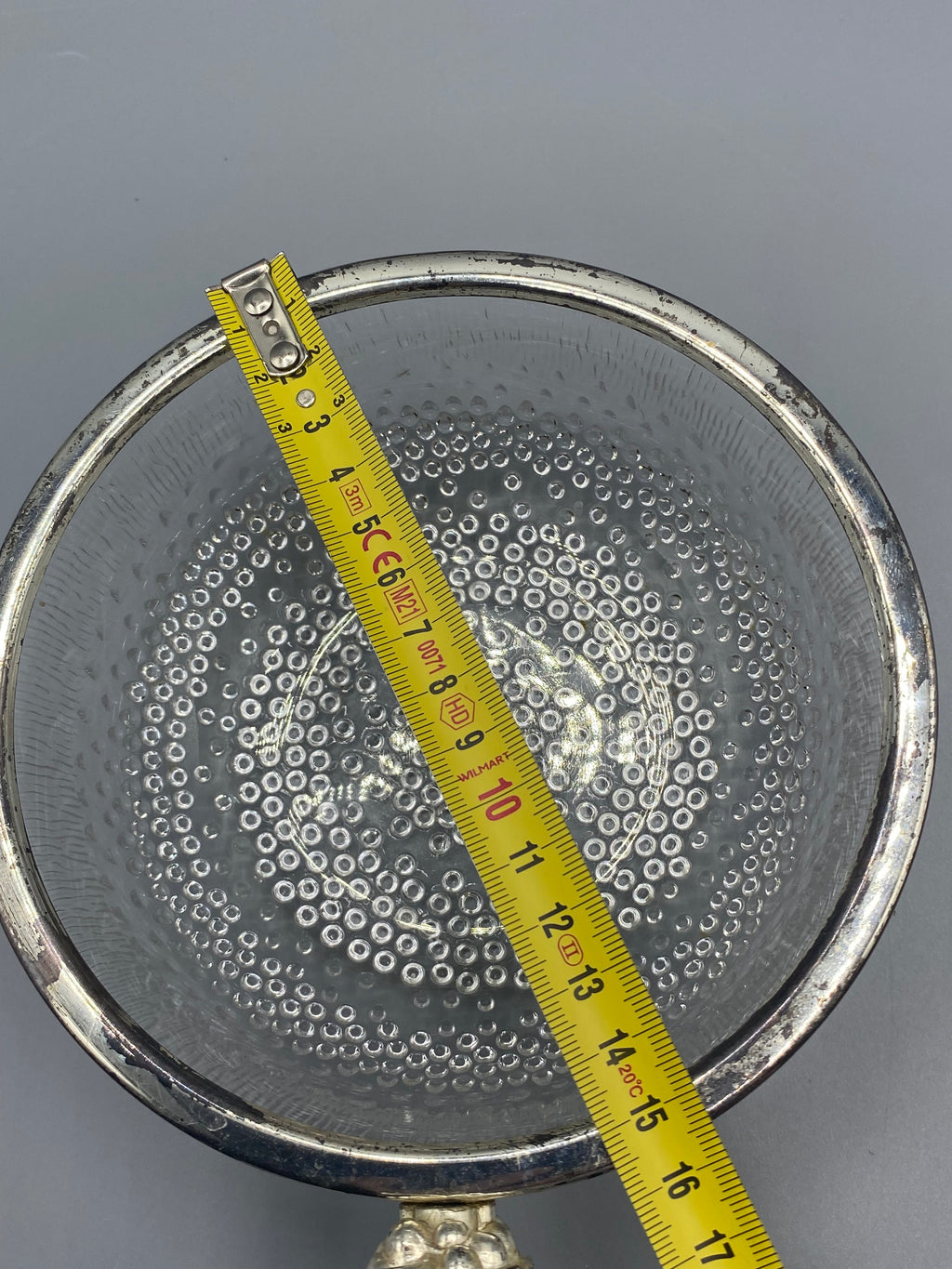 Coupe verre pressé avec mètre, diamètre environ 15-16 cm