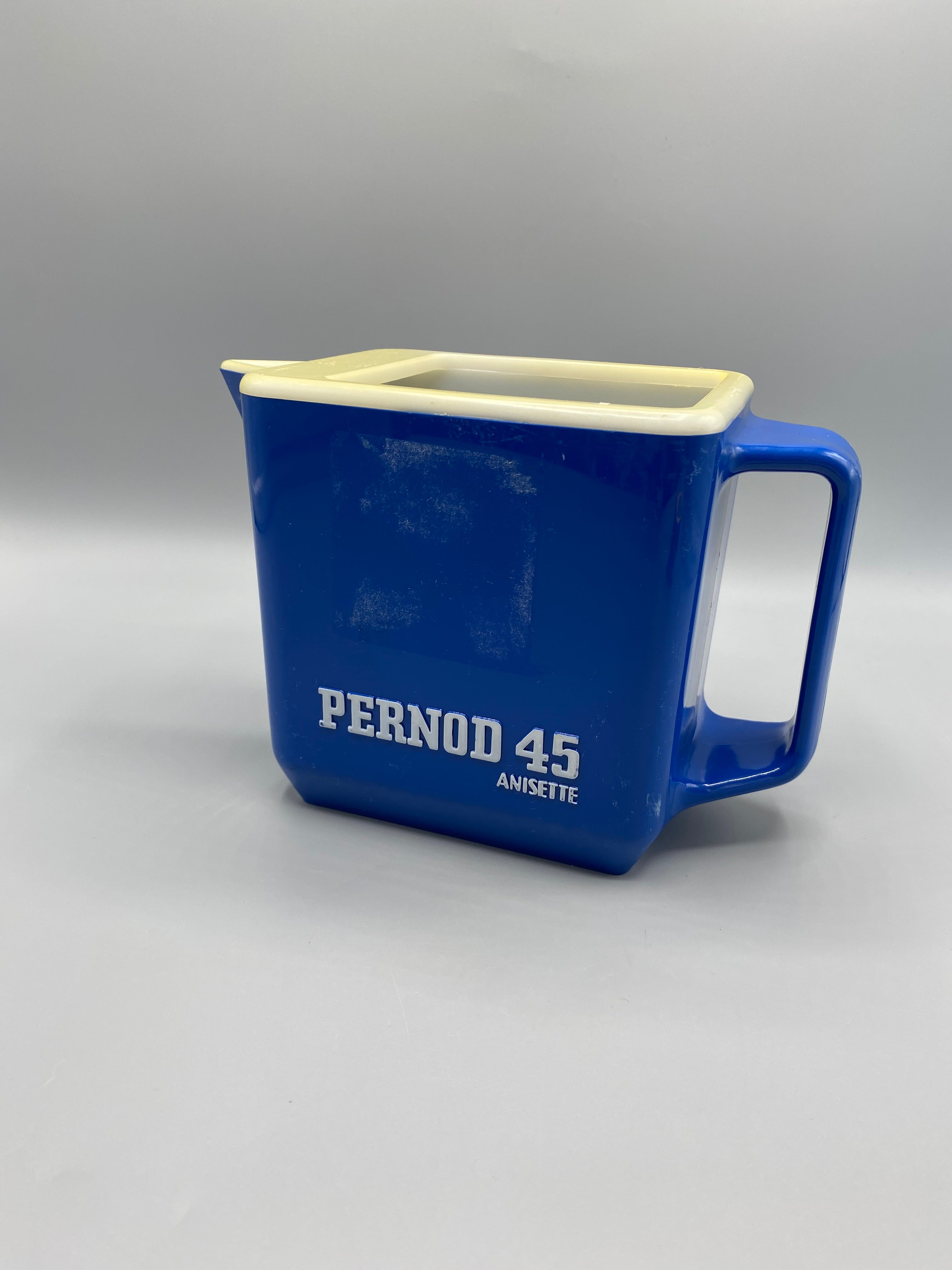 Pichet publicitaire Pastis 51 Pernod 45 – face Pastis 51