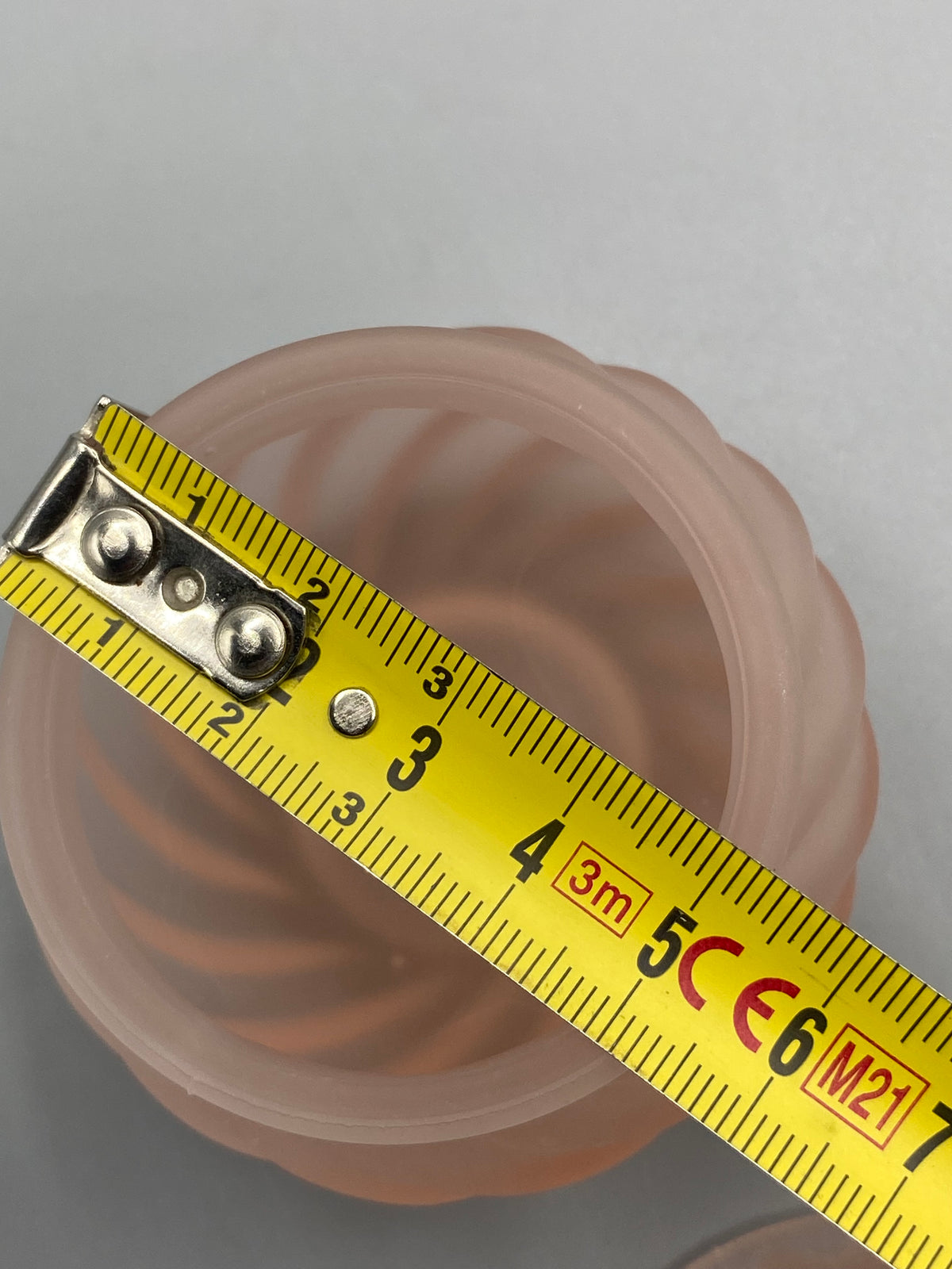 Boîte à bijoux verre rosé – mesure diamètre 7 cm