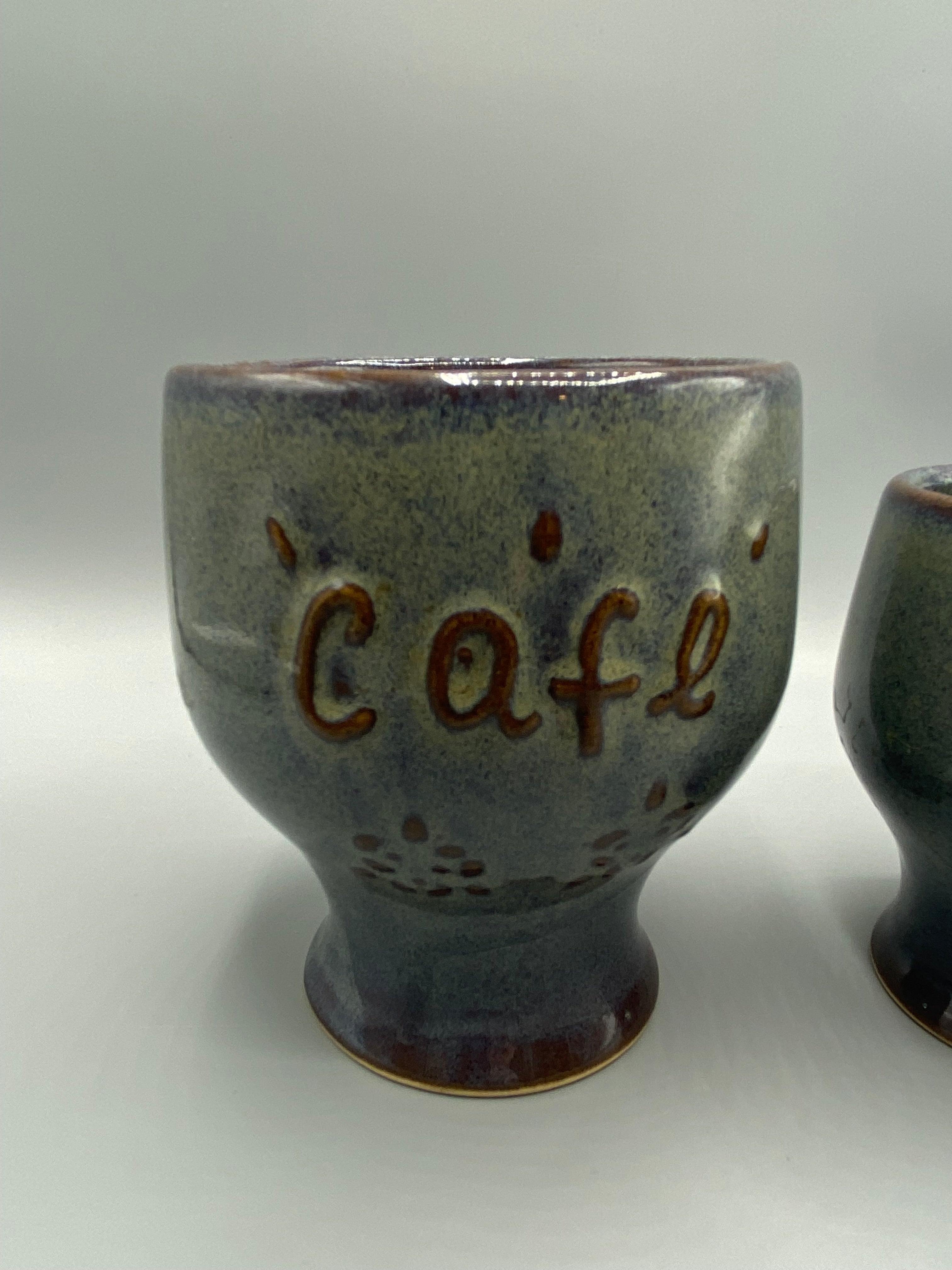 3 pots grès – vue dessous fonds non émaillés