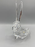 Lapin cristal Vannes-le-Châtel – vue de face oreilles dressées