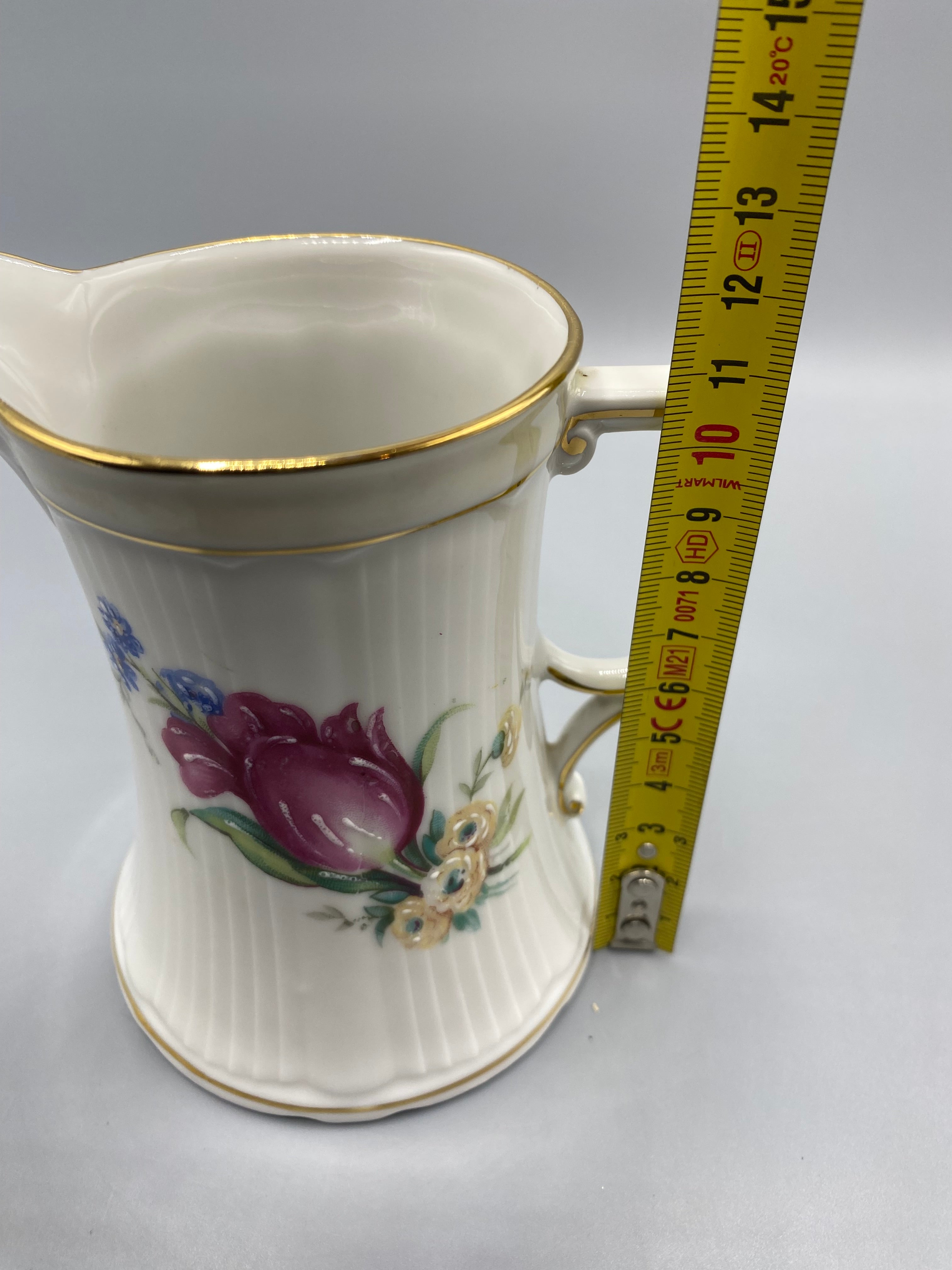 Pot à lait Limoges tulipes – mesure hauteur 13 cm