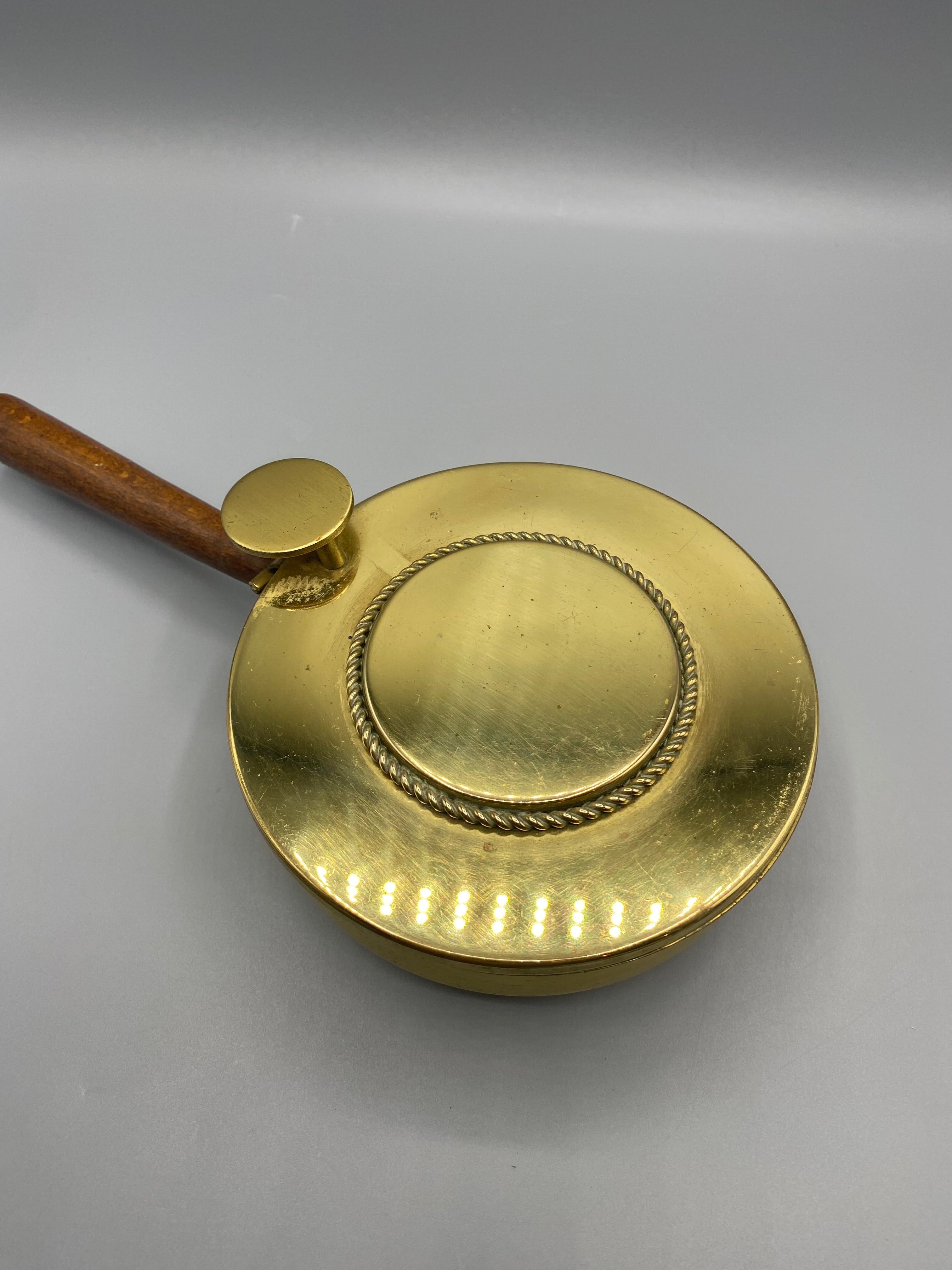 Majordome de table laiton – vue dos manche bois charnière