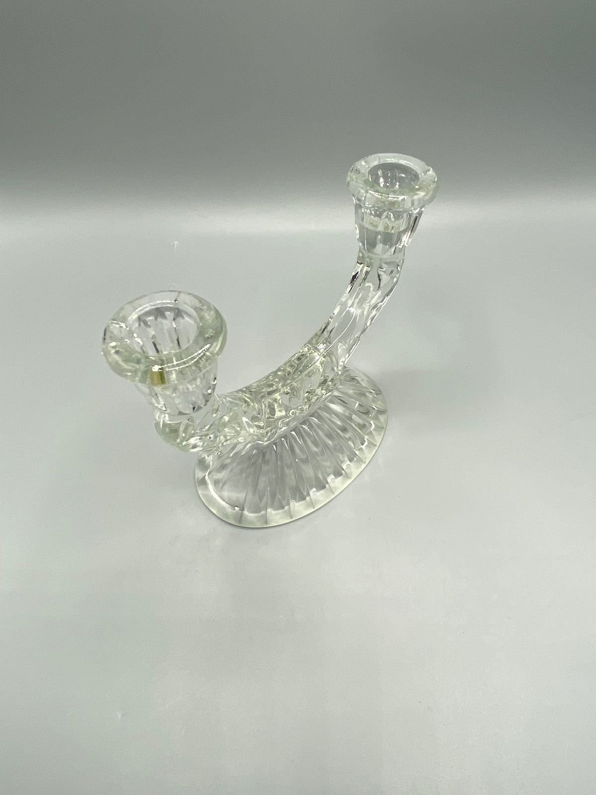Bougeoir double cristal taillé, vue du dessus, pied ovale facetté