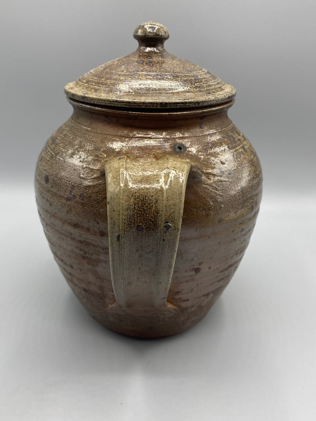 Théière grès émaillé brun, mesure diamètre intérieur environ 13 cm