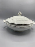 Légumier couvert porcelaine SEP France – détail frise feuillage argenté