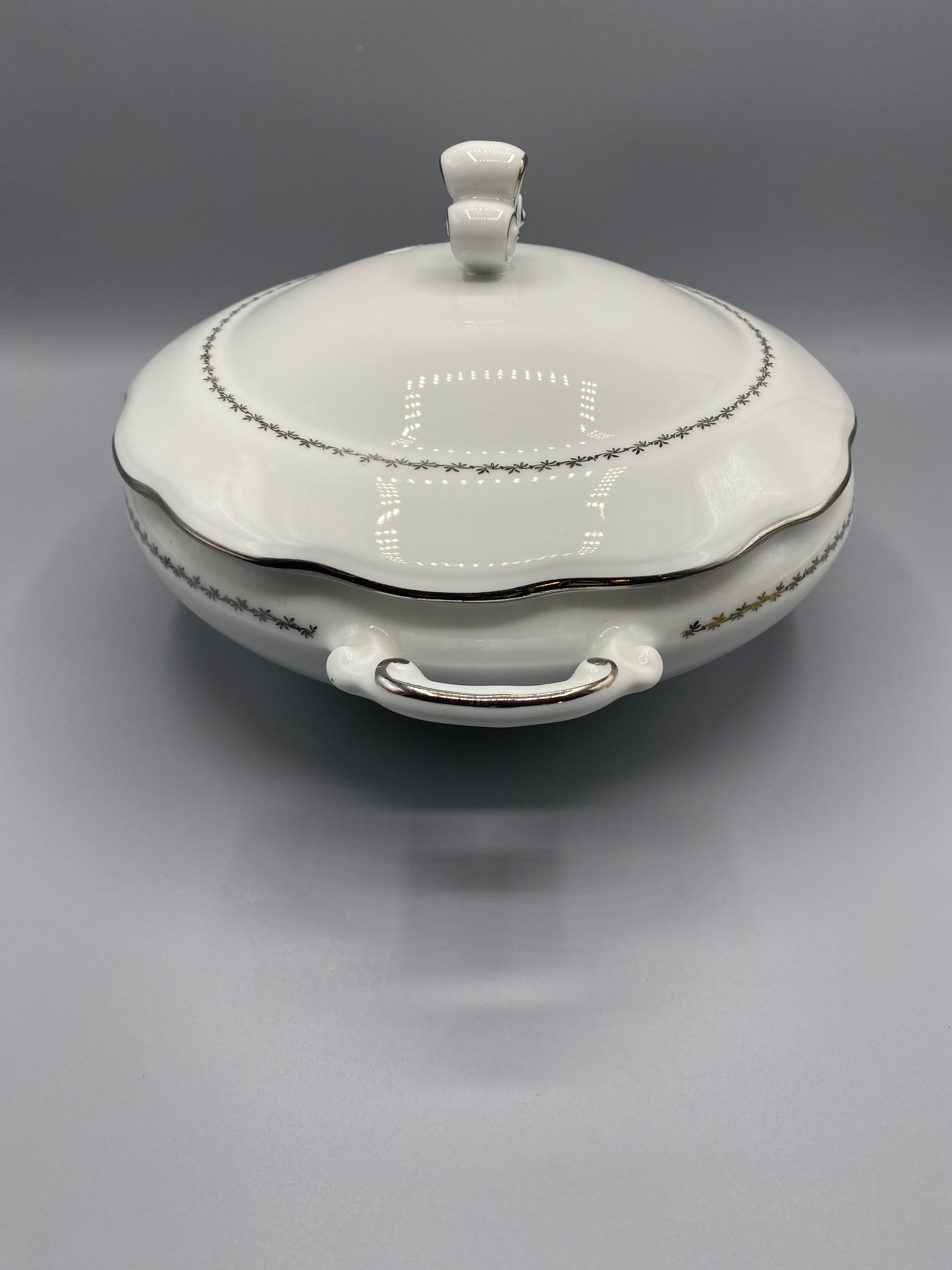 Légumier couvert porcelaine SEP France Sélection – vue générale