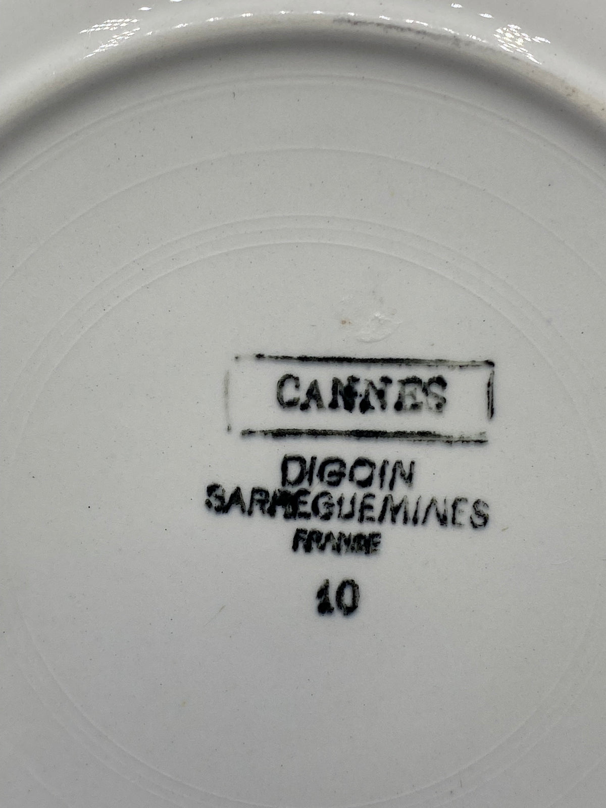 Marque Cannes Digoin Sarreguemines France au revers