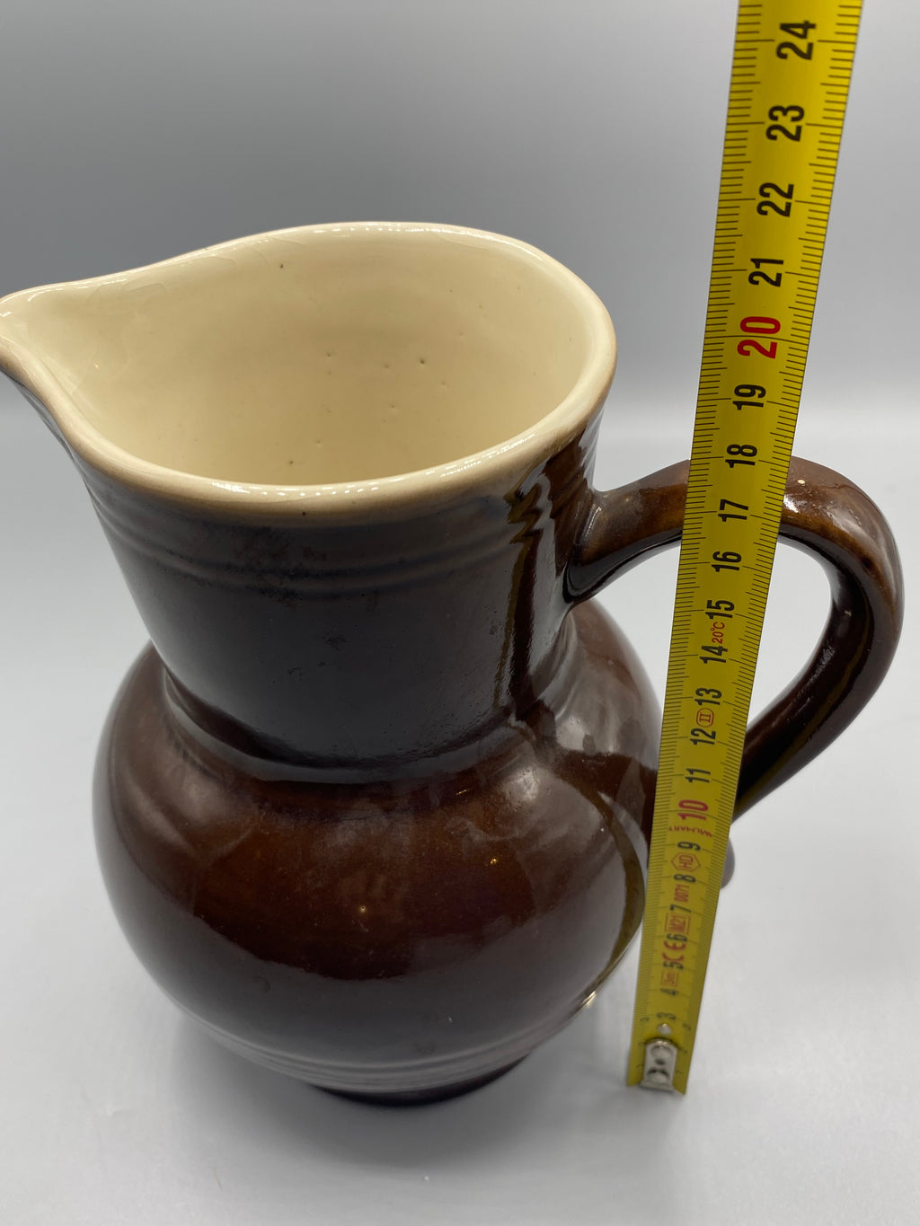 Grand pichet grès brun – ouverture 10 cm