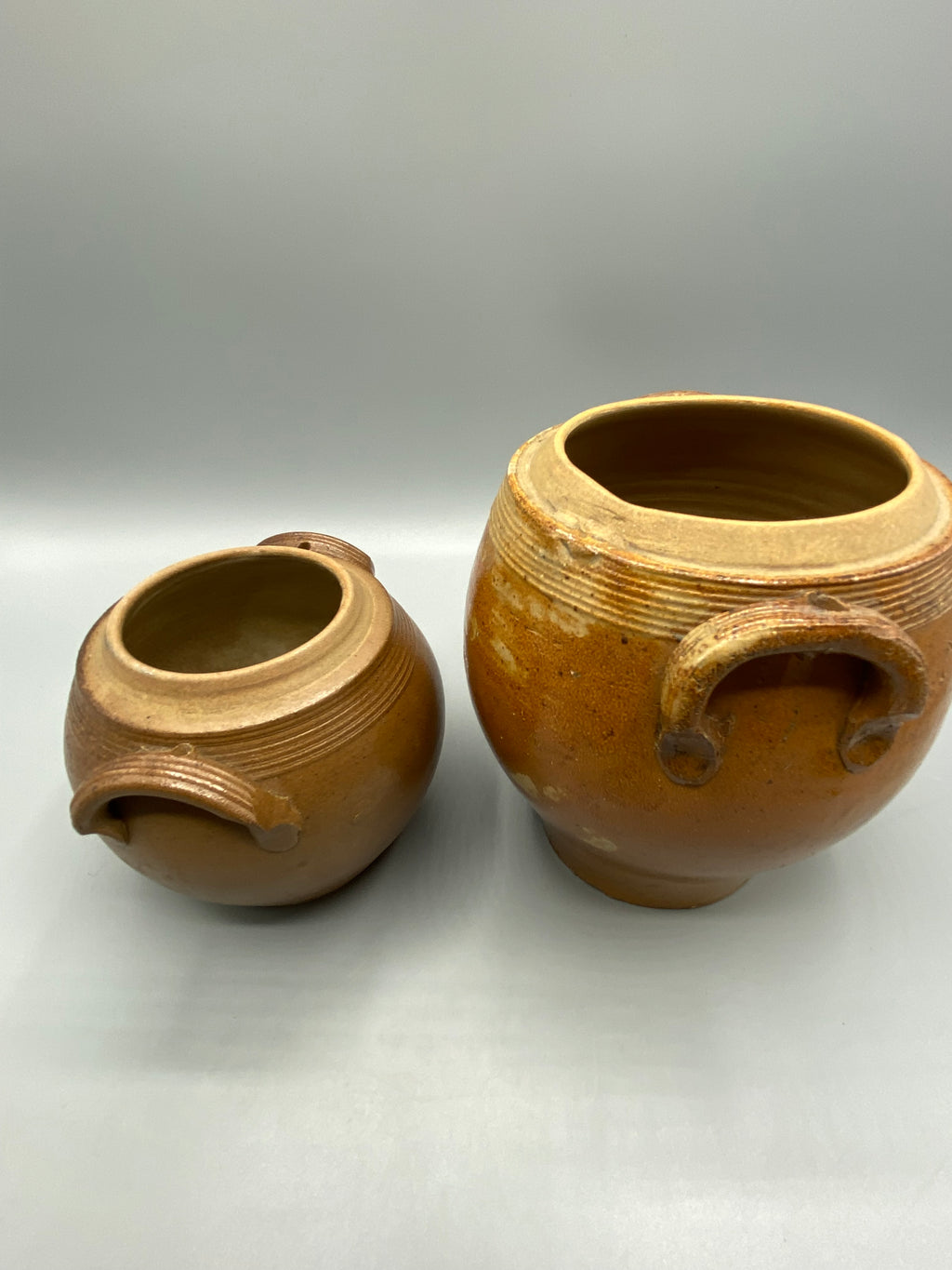 2 pots grès brun – fond non émaillé