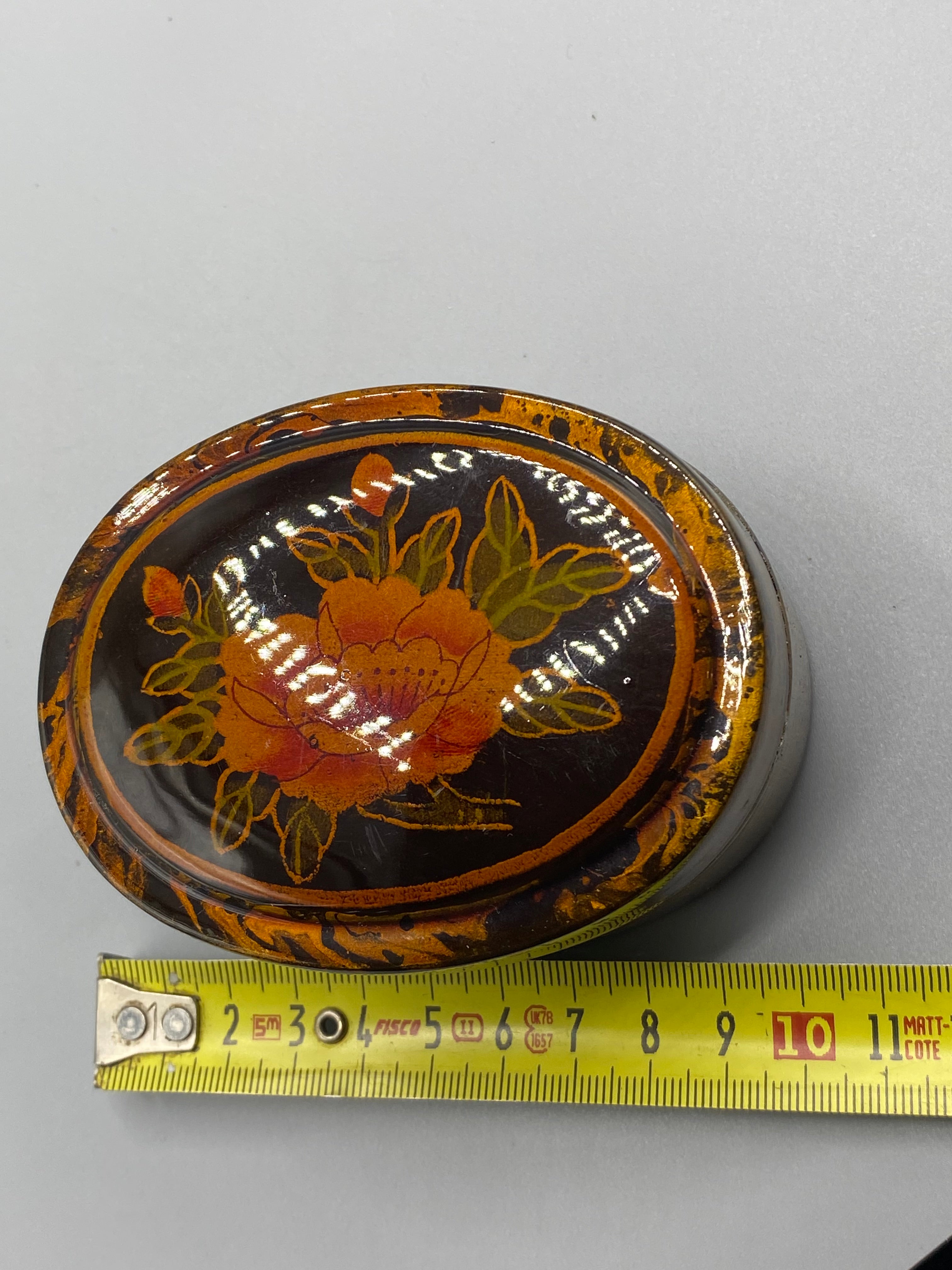 Boîte laquée Damart – mesure longueur 9 cm