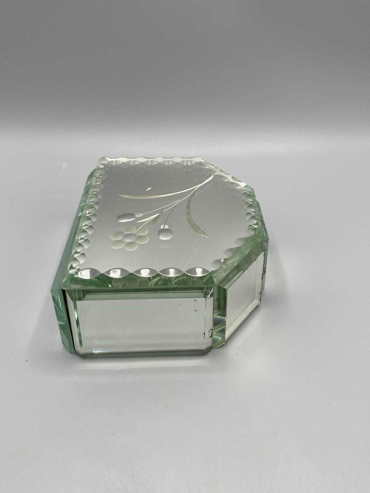Boîte à bijoux vintage miroir biseauté – Intérieur satin ivoire avec rouleaux porte-bagues