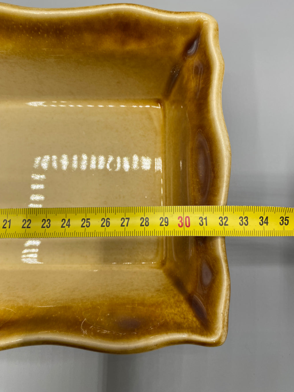 Grand plat à four BCI Made in France – Mesure hauteur, environ 7 cm