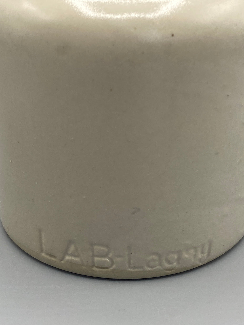 Pot à moutarde grès LAB Lagny – vue de face, émail crème