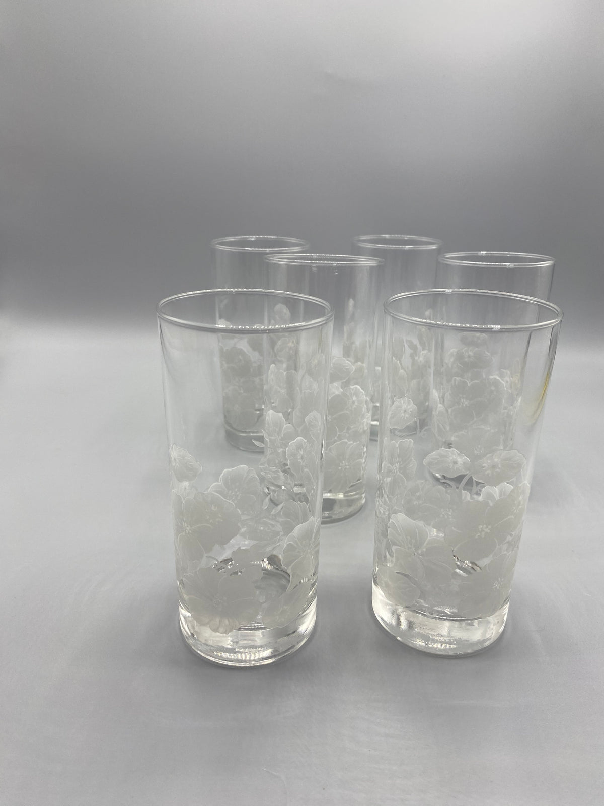 6 verres à orangeade sérigraphiés – vue d'ensemble, décor floral blanc